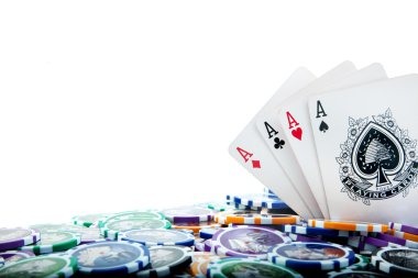 qqmobil Ceme Online live dealer table with multiple players